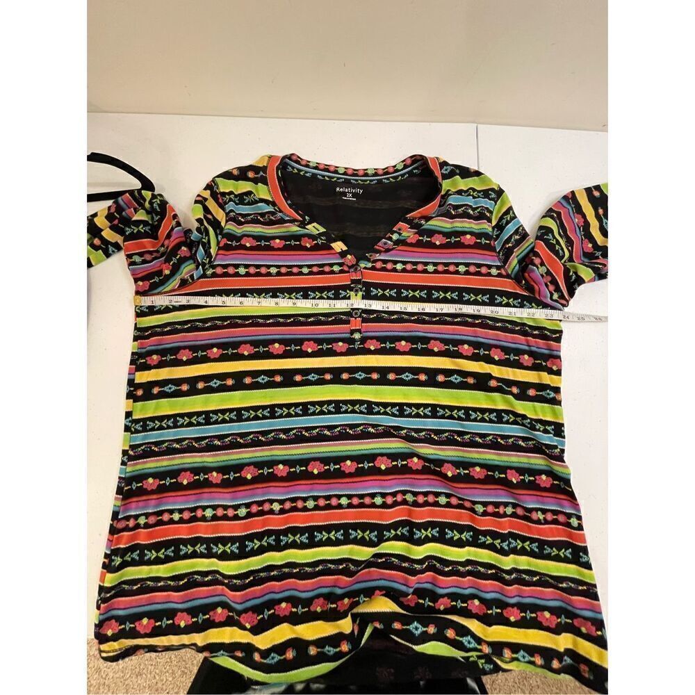Relativity women’s 2X long sleeve colorful blouse - Picture 3 of 6